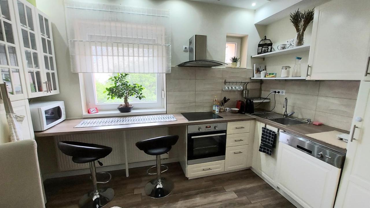 Ancsi Apartmant แก็ชแกเมต ภายนอก รูปภาพ